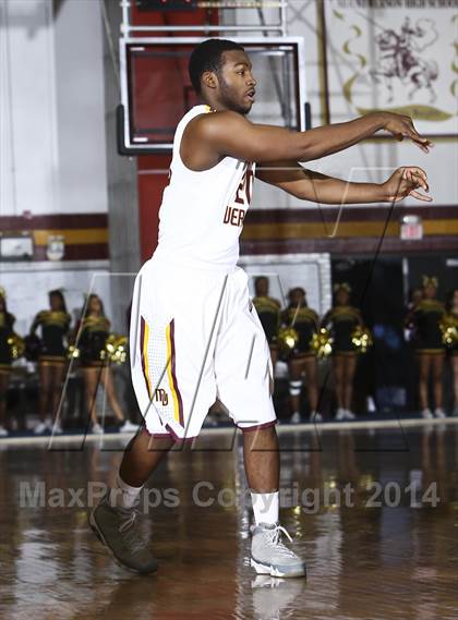 Thumbnail 2 in New Rochelle vs Mt. Vernon (Section 1 Class AA Quarterfinal) photogallery.