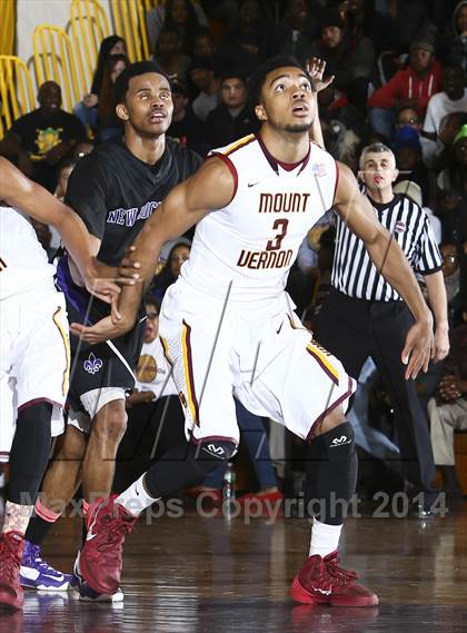 Thumbnail 2 in New Rochelle vs Mt. Vernon (Section 1 Class AA Quarterfinal) photogallery.