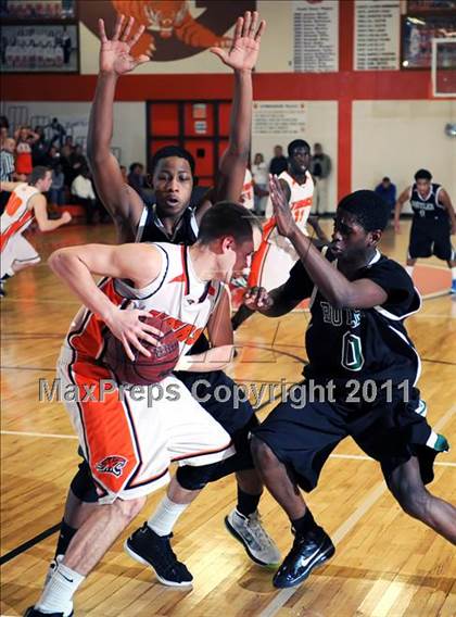 Thumbnail 2 in Butler @ Grissom photogallery.