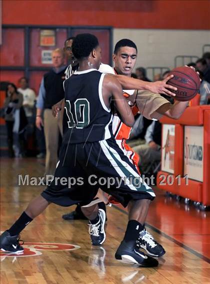 Thumbnail 2 in Butler @ Grissom photogallery.