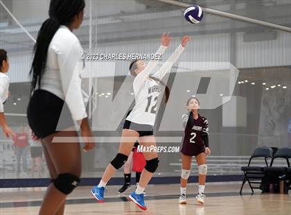Thumbnail 3 in Memorial Christian Academy vs. St. Thomas Episcopal (Aggieland Come and Take It Showdown) photogallery.