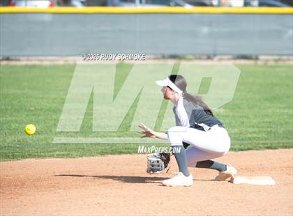 Thumbnail 3 in Rancho Bernardo @ Mission Hills photogallery.
