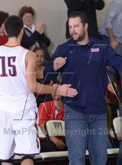 Thumbnail 2 in Torrance vs. Viewpoint (MaxPreps Holiday Classic) photogallery.