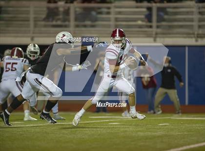 Thumbnail 2 in E.D. White @ De La Salle (LHSAA Semifinal Playoff) photogallery.