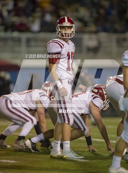 Thumbnail 1 in E.D. White @ De La Salle (LHSAA Semifinal Playoff) photogallery.