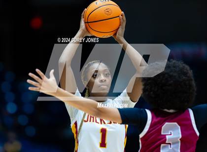 Thumbnail 2 in Midtown vs Jackson (GHSA 5A State Championship) photogallery.