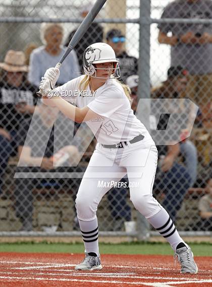 Thumbnail 1 in Denton Guyer vs Denison (Allen Tournament) photogallery.