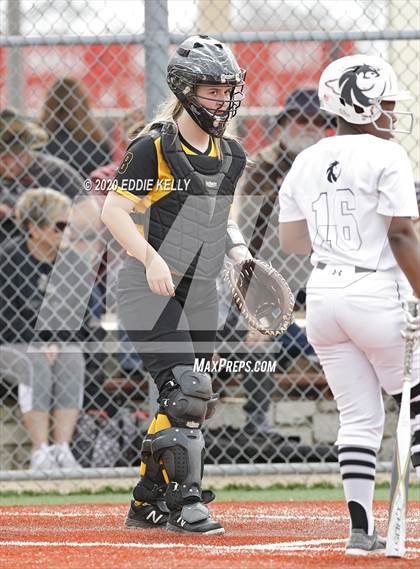 Thumbnail 1 in Denton Guyer vs Denison (Allen Tournament) photogallery.