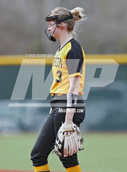 Thumbnail 3 in Denton Guyer vs Denison (Allen Tournament) photogallery.