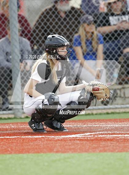 Thumbnail 2 in Denton Guyer vs Denison (Allen Tournament) photogallery.