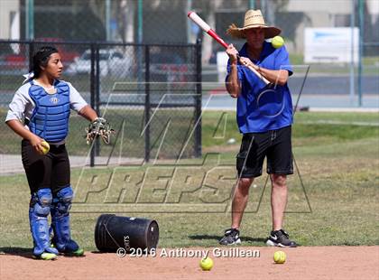 Thumbnail 1 in Santa Ana Valley @ Century photogallery.
