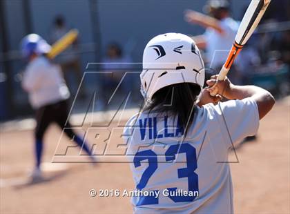 Thumbnail 1 in Santa Ana Valley @ Century photogallery.