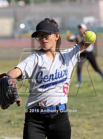 Thumbnail 2 in Santa Ana Valley @ Century photogallery.
