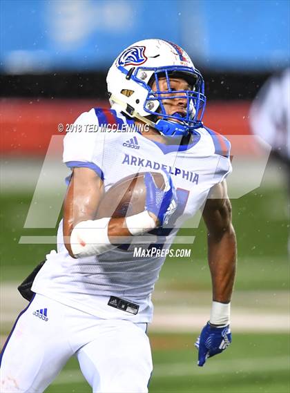 Thumbnail 2 in Arkadelphia vs. Robinson (AAA 4A Final) photogallery.