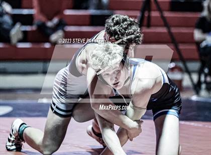 Thumbnail 3 in FR: O'Connor @ Liberty photogallery.