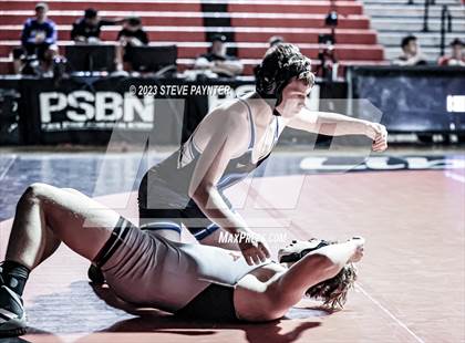 Thumbnail 3 in FR: O'Connor @ Liberty photogallery.