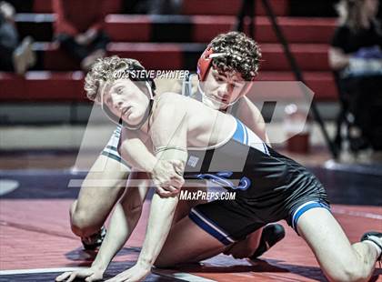 Thumbnail 2 in FR: O'Connor @ Liberty photogallery.