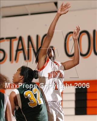 Thumbnail 3 in Vanden @ Foothill photogallery.