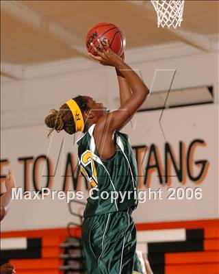 Thumbnail 1 in Vanden @ Foothill photogallery.