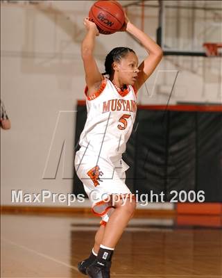 Thumbnail 2 in Vanden @ Foothill photogallery.