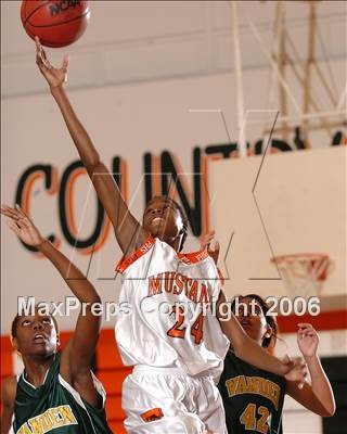 Thumbnail 2 in Vanden @ Foothill photogallery.