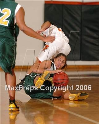 Thumbnail 3 in Vanden @ Foothill photogallery.