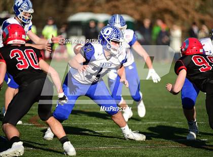 Thumbnail 1 in Darien @ New Canaan (CIAC Class LL Semifinal) photogallery.