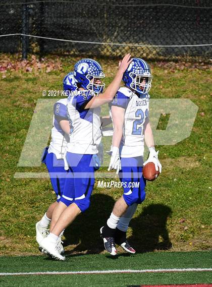Thumbnail 3 in Darien @ New Canaan (CIAC Class LL Semifinal) photogallery.