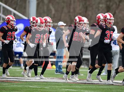 Thumbnail 3 in Darien @ New Canaan (CIAC Class LL Semifinal) photogallery.