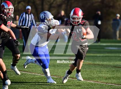 Thumbnail 3 in Darien @ New Canaan (CIAC Class LL Semifinal) photogallery.