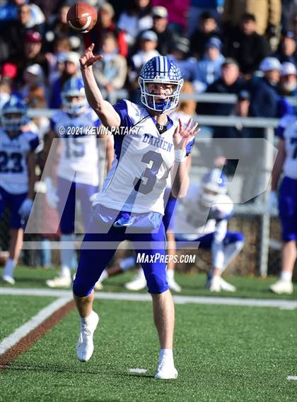 Thumbnail 2 in Darien @ New Canaan (CIAC Class LL Semifinal) photogallery.