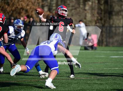 Thumbnail 2 in Darien @ New Canaan (CIAC Class LL Semifinal) photogallery.