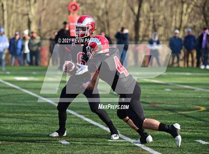 Thumbnail 2 in Darien @ New Canaan (CIAC Class LL Semifinal) photogallery.