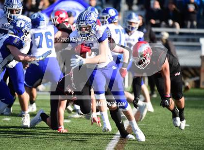 Thumbnail 1 in Darien @ New Canaan (CIAC Class LL Semifinal) photogallery.