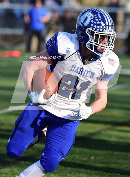 Thumbnail 1 in Darien @ New Canaan (CIAC Class LL Semifinal) photogallery.