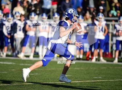 Thumbnail 1 in Darien @ New Canaan (CIAC Class LL Semifinal) photogallery.