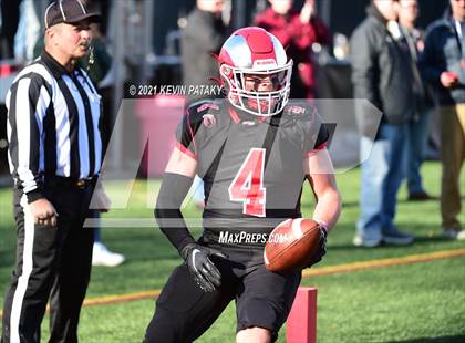 Thumbnail 2 in Darien @ New Canaan (CIAC Class LL Semifinal) photogallery.