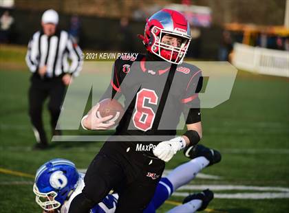 Thumbnail 1 in Darien @ New Canaan (CIAC Class LL Semifinal) photogallery.