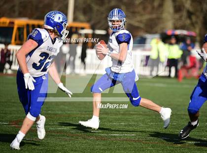 Thumbnail 3 in Darien @ New Canaan (CIAC Class LL Semifinal) photogallery.