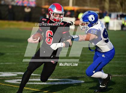 Thumbnail 1 in Darien @ New Canaan (CIAC Class LL Semifinal) photogallery.