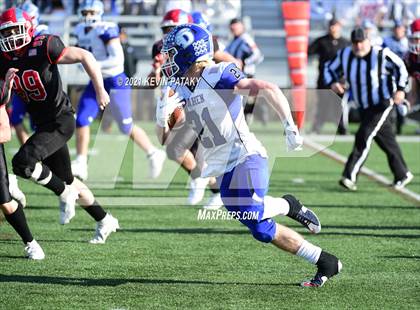 Thumbnail 1 in Darien @ New Canaan (CIAC Class LL Semifinal) photogallery.