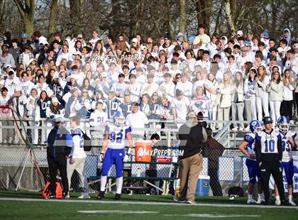 Thumbnail 2 in Darien @ New Canaan (CIAC Class LL Semifinal) photogallery.