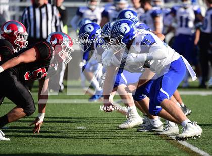 Thumbnail 3 in Darien @ New Canaan (CIAC Class LL Semifinal) photogallery.