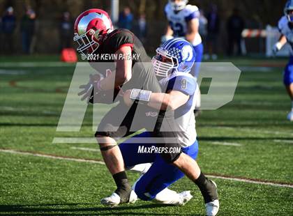 Thumbnail 2 in Darien @ New Canaan (CIAC Class LL Semifinal) photogallery.