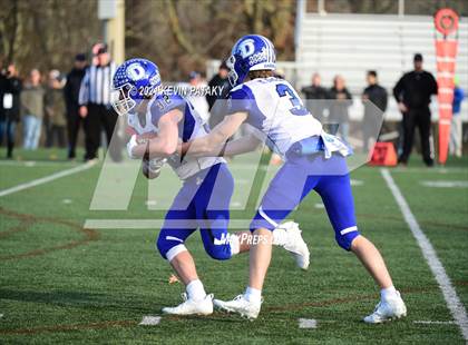 Thumbnail 1 in Darien @ New Canaan (CIAC Class LL Semifinal) photogallery.