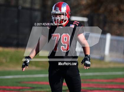 Thumbnail 3 in Darien @ New Canaan (CIAC Class LL Semifinal) photogallery.
