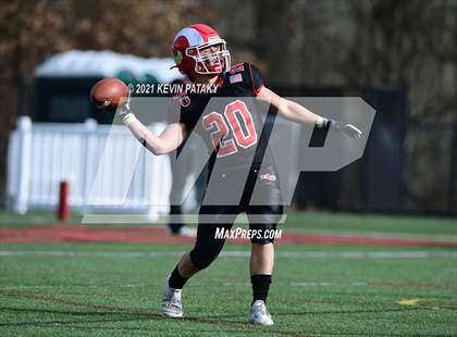 Thumbnail 2 in Darien @ New Canaan (CIAC Class LL Semifinal) photogallery.