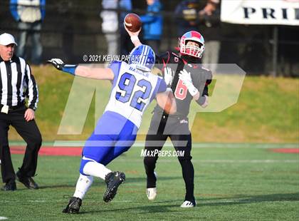 Thumbnail 1 in Darien @ New Canaan (CIAC Class LL Semifinal) photogallery.