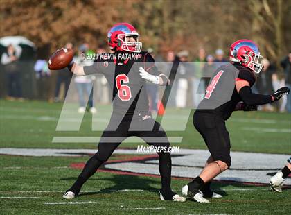 Thumbnail 3 in Darien @ New Canaan (CIAC Class LL Semifinal) photogallery.