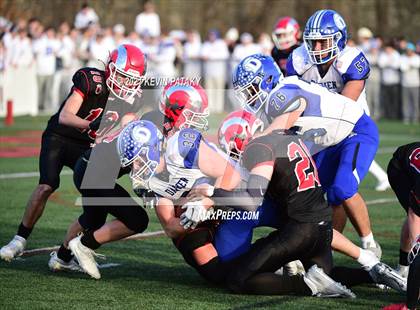 Thumbnail 2 in Darien @ New Canaan (CIAC Class LL Semifinal) photogallery.